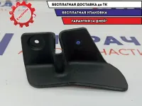 Брызговик задний правый Hyundai Solaris 2 86828-H5000. Перед колесом.