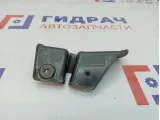 Брызговик задний правый Hyundai Solaris 2 86828-H5000. Перед колесом.