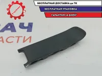 Накладка декоративная Hyundai Solaris 2 84614-H5000-TRY. Рычага стояночного тормоза.