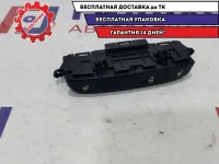 Блок кнопок Hyundai Solaris 2 93310-H5510.