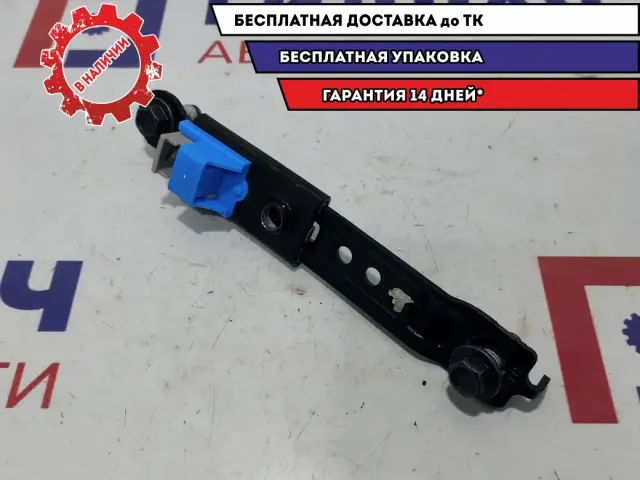 Механизм регулировки ремня безопасности Hyundai Solaris 2 88890-F2000.