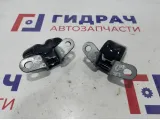 Петля двери задней правой Hyundai Solaris 2 . Комплект.