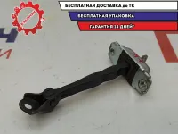 Ограничитель двери передний правый Hyundai Solaris II 79390-H5000.