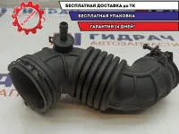 Патрубок воздушного фильтра Hyundai Solaris II 28140-H5200.