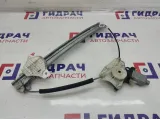 Стеклоподъемник передний правый Hyundai Solaris II 82402-H5010.