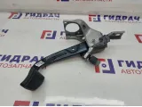 Педаль тормоза Hyundai Solaris II 32810-F9200.