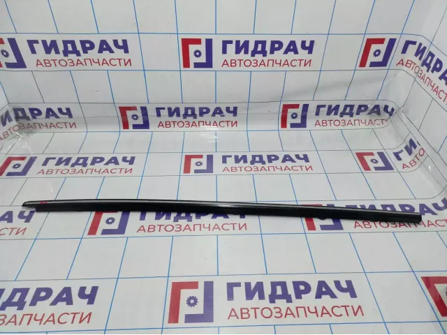 Накладка стекла заднего левого Hyundai Sonata (EF) 83210-3D000