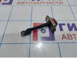 Ограничитель двери задний правый Hyundai Sonata (EF) 79490-3C000