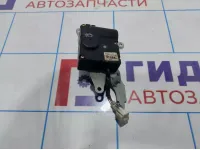 Моторчик заслонки отопителя Hyundai Sonata (EF) 9710838000
