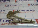 Петля крышки багажника правая Hyundai Sonata (EF) 79220-3D000