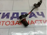 Датчик ABS задний правый Hyundai Sonata (EF) 95680-38601