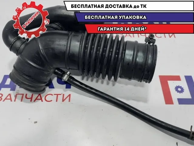 Патрубок воздушного фильтра Hyundai Sonata EF 2813838003. В сборе.