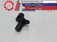 Датчик положения распредвала Hyundai Sonata EF 3931038050.
