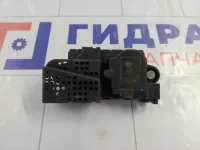 Активатор замка двери задний левый Hyundai Sonata 9575538000