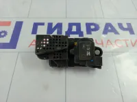Активатор замка двери задний правый Hyundai Sonata 9575638000