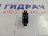 Кнопка стеклоподъемника Hyundai Sonata 935782D000
