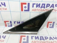 Стекло кузовное глухое правое Hyundai Sonata (YF) 87820-3S100