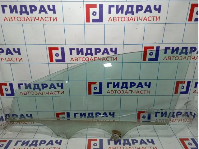 Стекло двери передней левой Hyundai Sonata (YF) 82411-3S000