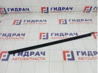 Уплотнитель стекла переднего правого Hyundai Sonata 82240L1000