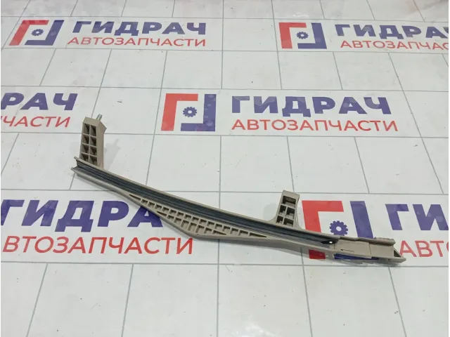 Направляющая стекла двери задней левой Hyundai Sonata 83550L1000