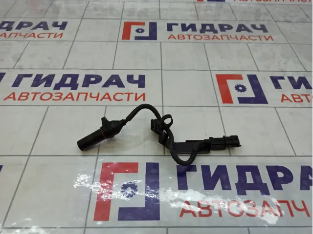 Датчик положения коленвала Hyundai Sonata 391802B000