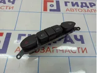 Блок кнопок Hyundai Starex (A1)