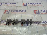 Ось коромысел в сборе Hyundai Starex (A1) 24511-42500