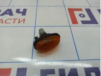 Повторитель на крыло желтый Hyundai Starex (A1) 92303-25000