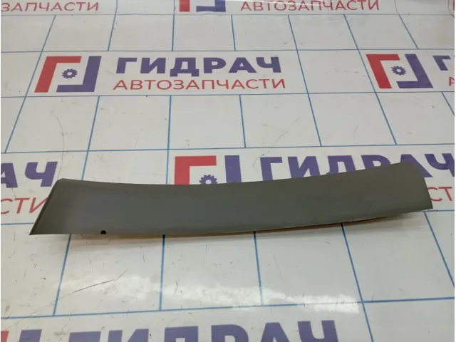 Обшивка двери багажника правая Hyundai Starex (A1) 81778-4A000