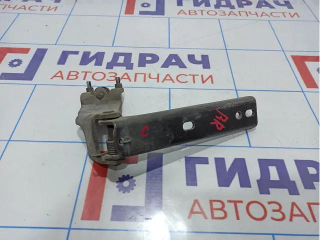 Кронштейн (ролик) двери сдвижной Hyundai Starex (A1) 83950-4A001