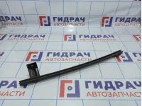 Направляющая стекла двери передней левой Hyundai Starex (A1) 82550-4A000