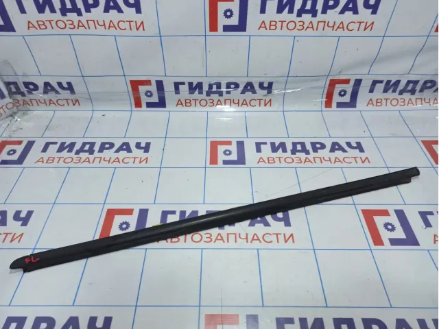 Накладка стекла переднего левого Hyundai Starex (A1) 82210-4A000