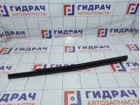 Уплотнитель стекла переднего левого Hyundai Starex (A1) 82230-47000