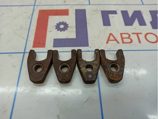 Кронштейн форсунки Hyundai Starex (A1) 33814-4A000