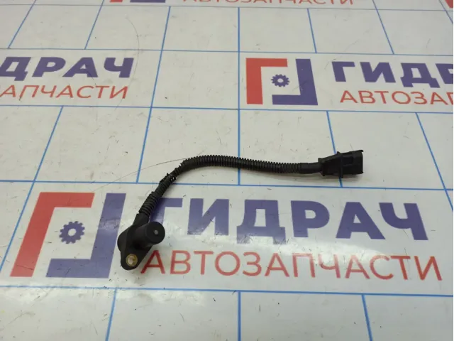 Датчик положения коленвала Hyundai Starex (A1) 39180-4A111