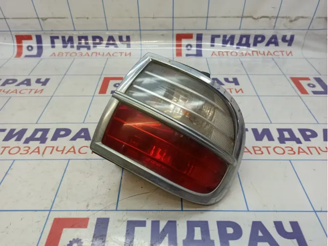 Фонарь задний наружный правый Hyundai Starex (A1) 92420-4A600