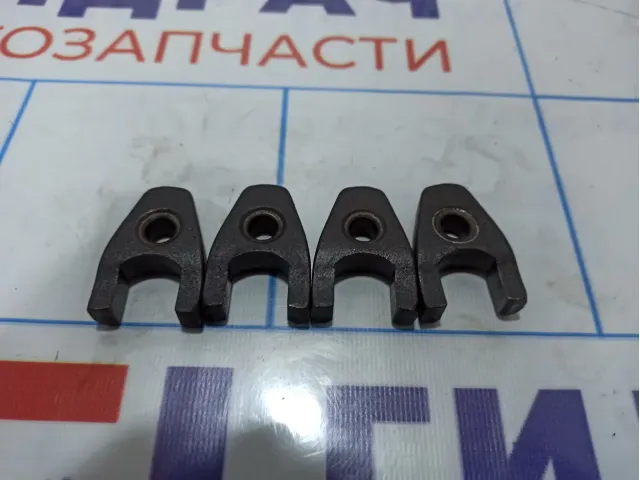 Кронштейн форсунки Hyundai Starex (A1) 33814-4A000