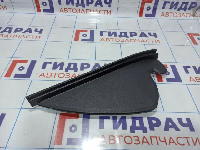 Накладка торпедо левая с торца Hyundai Tucson 84780N9000NNB