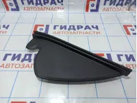 Накладка торпедо правая с торца Hyundai Tucson 84785N9000NNB