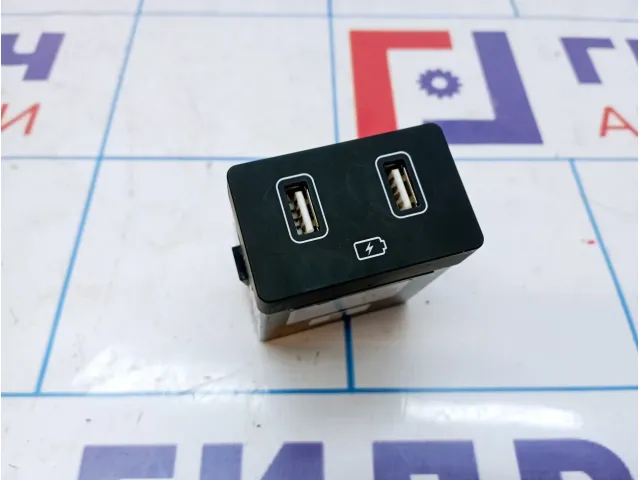Разъем USB Hyundai Tucson 96125-N9500