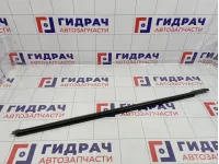 Накладка стекла переднего левого Hyundai Tucson (JM) 82210-2E000