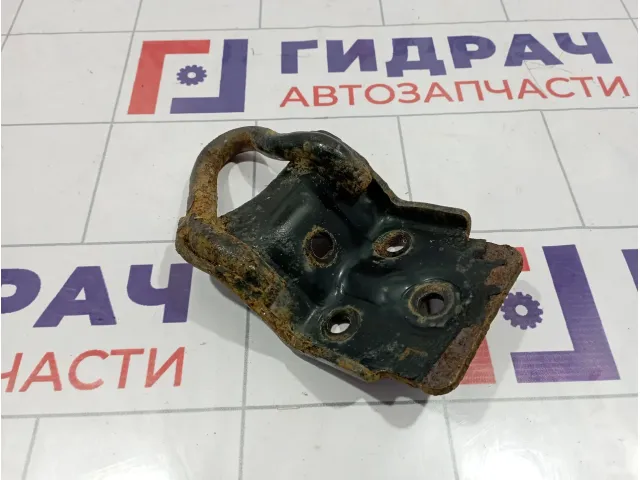 Крюк буксировочный передний левый Hyundai Tucson (JM) 64677-2E000
