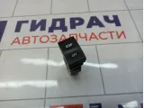 Кнопка антипробуксовочной системы Hyundai Tucson (JM) 937502E001CA