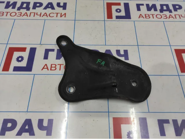 Кронштейн передней балки правый Hyundai Tucson (JM) 62477-2E000
