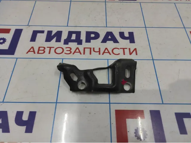 Кронштейн крепления крыла правый Hyundai Tucson (JM)