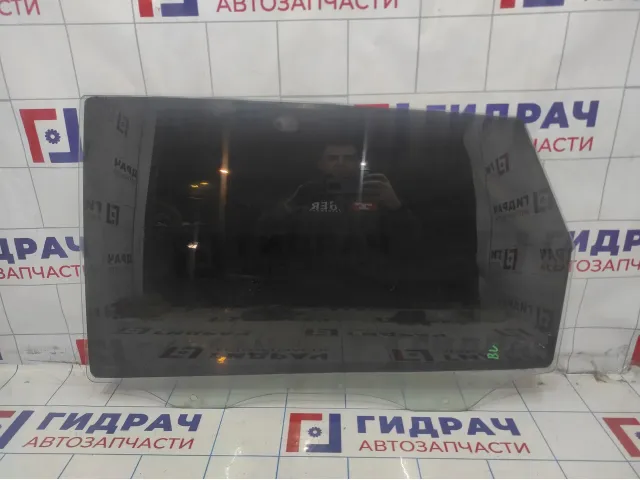 Стекло двери задней левой Hyundai Tucson (JM) 83411-2E000