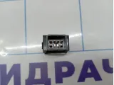 Кнопка обогрева переднего стекла Hyundai Tucson (JM) 93720-2E100CA