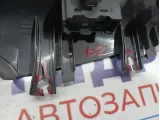 Накладка кнопки стеклоподъемника задняя правая Hyundai Tucson (JM) 93580-2E100