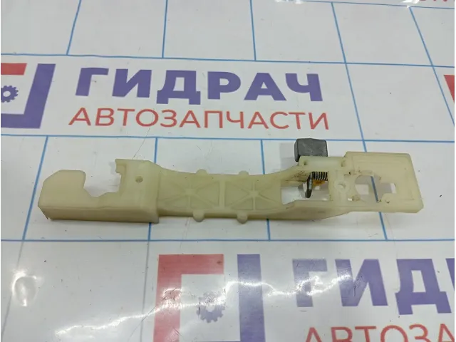 Кронштейн ручки передней левой Hyundai Tucson (JM) 82655-2E000