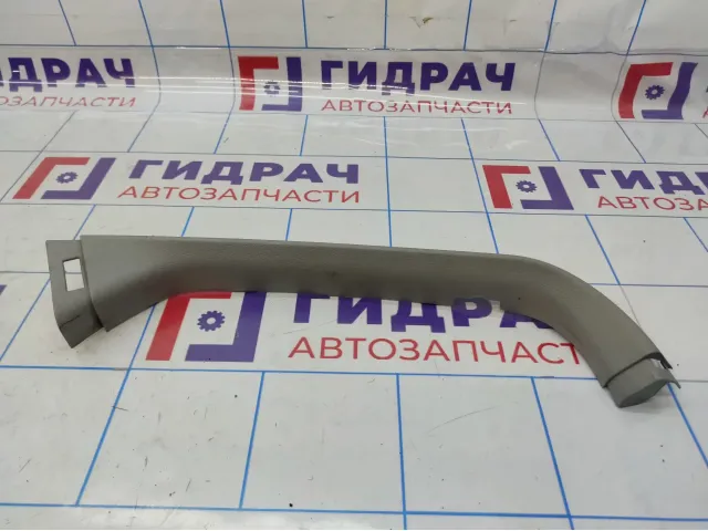 Обшивка двери багажника верхняя правая Hyundai Tucson (JM) 817402E000QS
